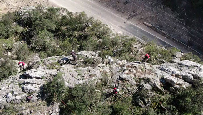 KARABÜK-ZONGULDAK KARA YOLUNDA YÜREKLERİ AĞZA GETİREN ÇALIŞMA