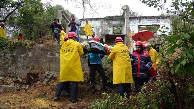 DEPREM TATBİKATI GERÇEĞİNİ ARATMADI