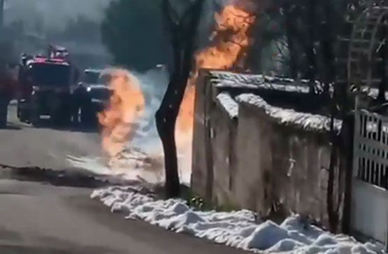 DOĞALGAZ BORUSU PATLADI:1 İŞÇİ YARALI