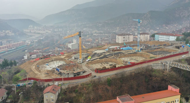 ‘İLK EVİM, İLK İŞ YERİM’ PROJESİ’NDE KONUTLAR YÜKSELİYOR