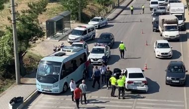 BİR KİŞİNİN YARALANDIĞI ZİNCİRLEME KAZA KAMERADA