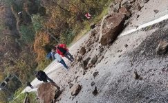 KARABÜK-ZONGULDAK KARA YOLUNDA FACİANIN EŞİĞİNDEN DÖNÜLDÜ