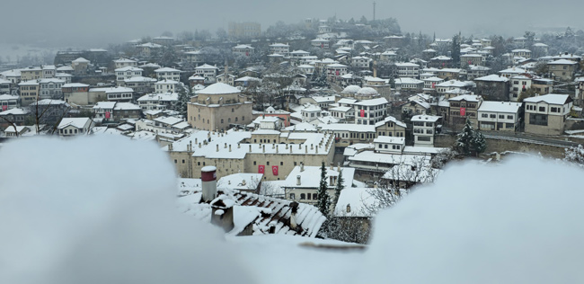 KARABÜK’TE EĞİTİME KAR ENGELİ